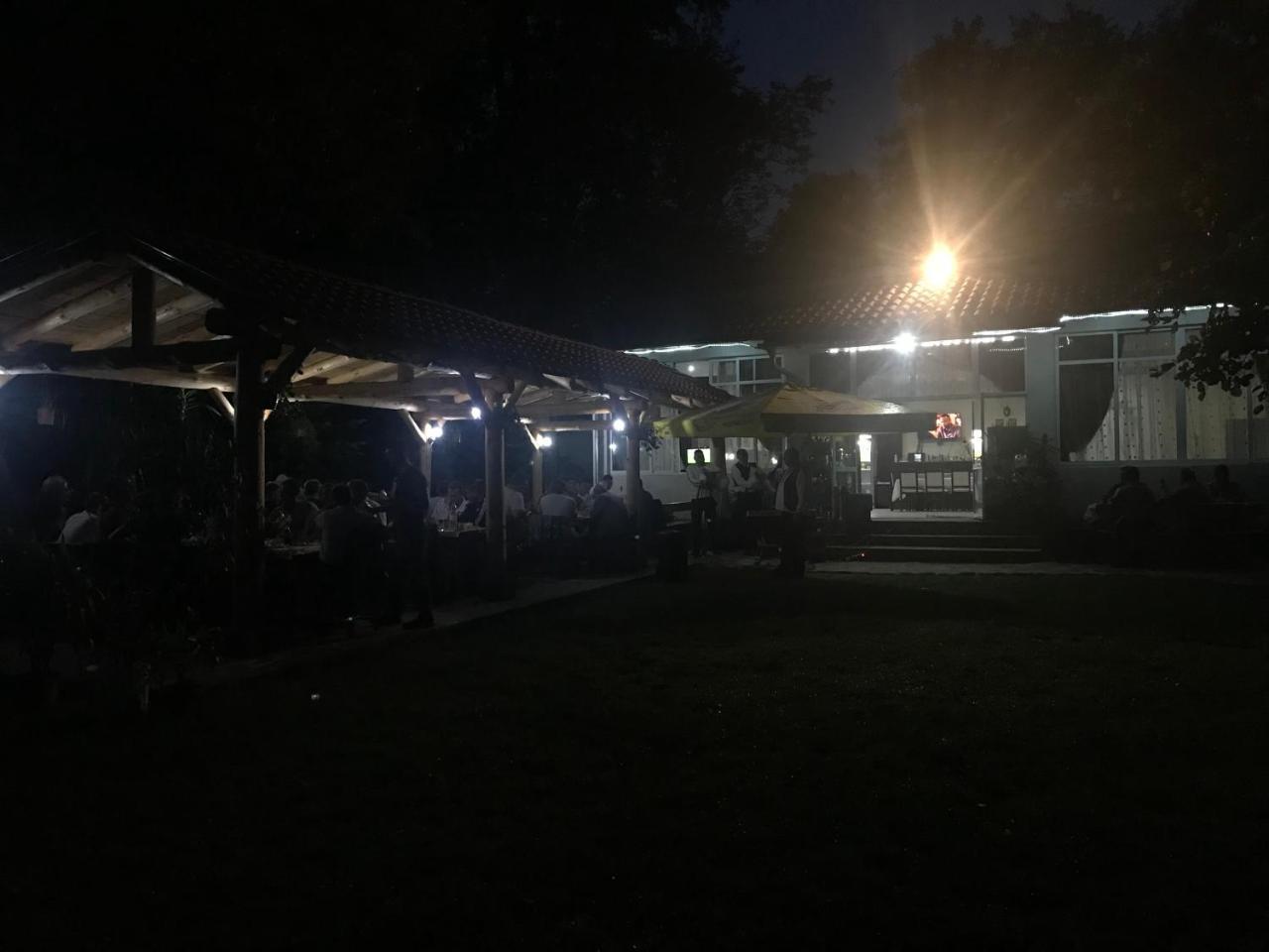 Hotel Holiday Park Ranchoto Kirkowo Zewnętrze zdjęcie